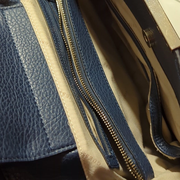 GUESS bag - Picture 3 of 6